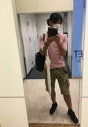 長髪の男性写真