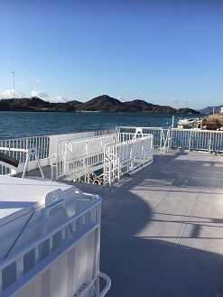 しまなみ海道サイクリング船ラズリ甲板写真