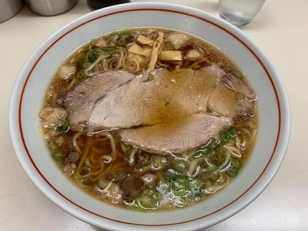 尾道ラーメンの朱華園